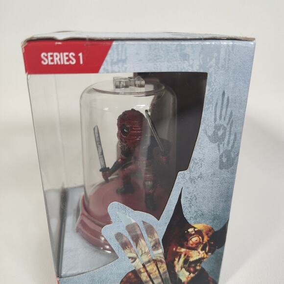 Domez Marvel Zombies ZOMBIE DEADPOOL - Picture 3 of 7